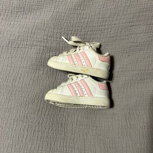 Adorable toddler first walker shoes.